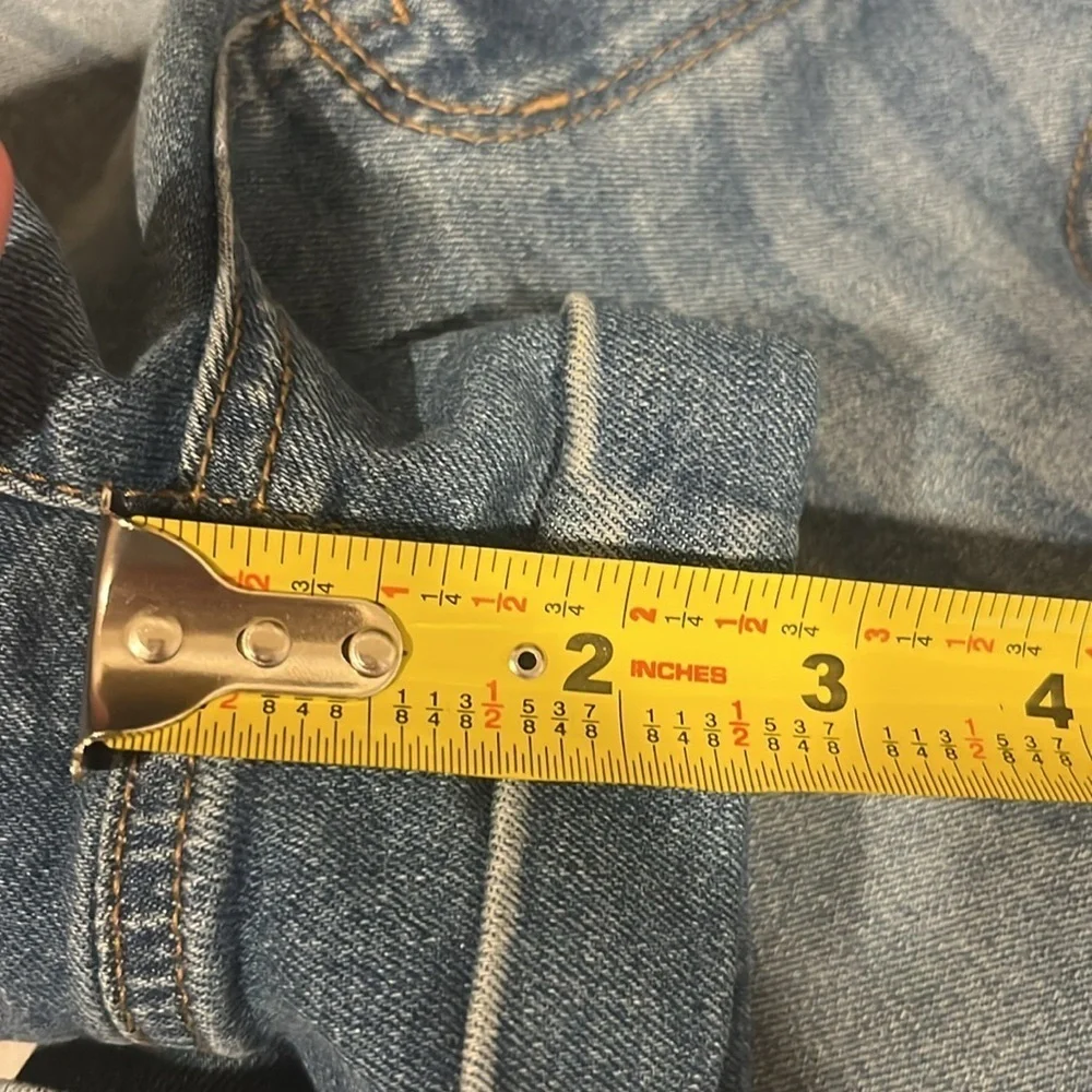 American Eagle Women’s Mom Jeans Denim Jean Shorts Size 00